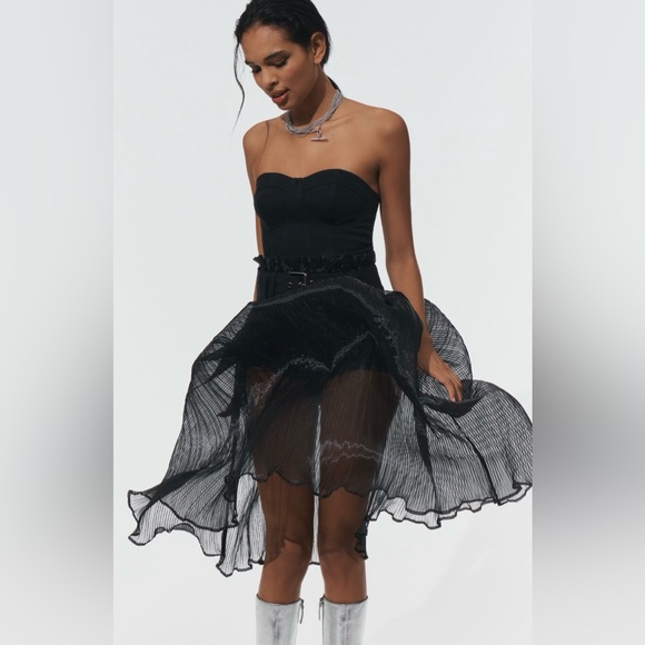 Anthropologie Dresses & Skirts - Anthropologie Pilcro Strapless Bodysuit and Sheer Skirt